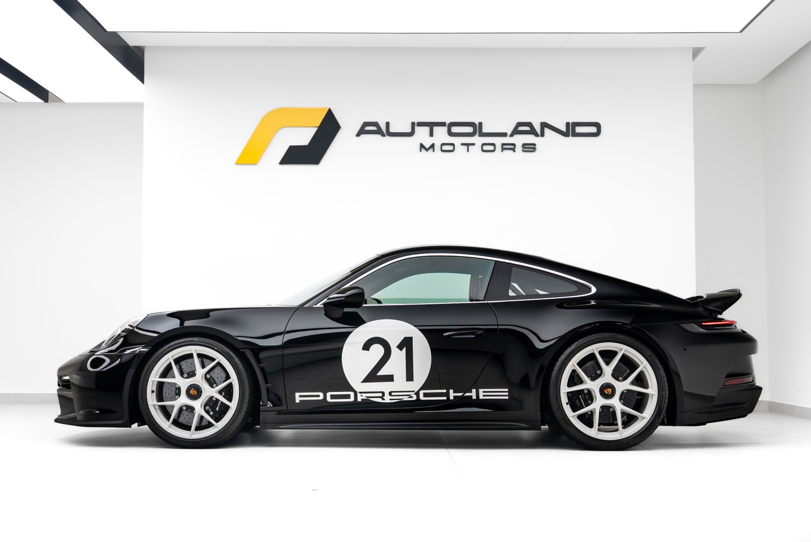 2024 PORSCHE 911 S/T N. 307 OF 1963 WITH DEALER WARRANTY